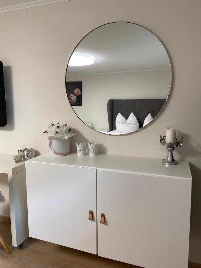 Stylische Wohnung In Ruhiger Lage, Sehr Messenah Латцен Экстерьер фото